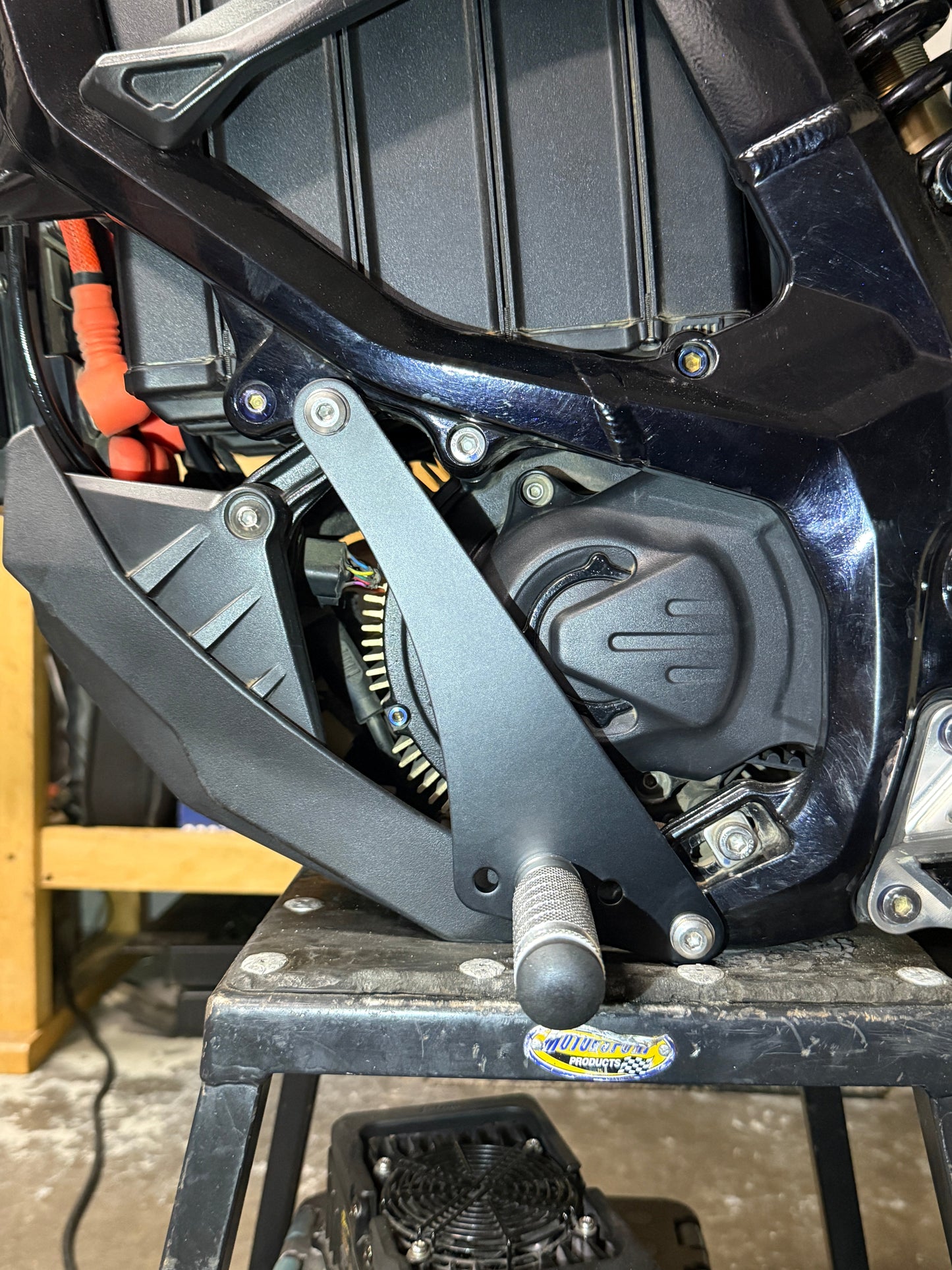 EMoto Worx Surron Ultra Bee Shift Lock